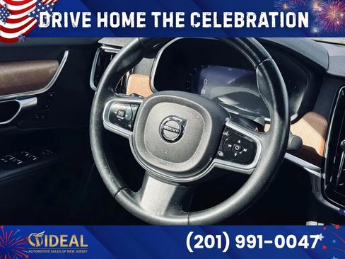 Used 2023 Volvo S90 B6 Plus AWD/4WD image 24