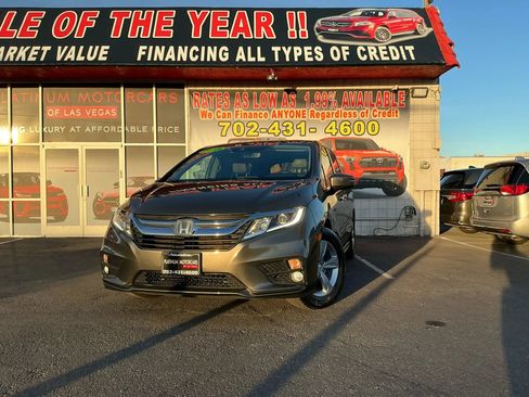 Used 2018 Honda Odyssey EX-L image 2
