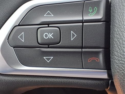 New 2026 Jeep Compass Latitude AWD/4WD image 13