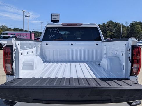 New 2026 GMC Sierra 1500 Pro w/ Graphite Edition image 13