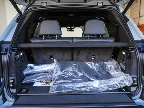 New 2025 BMW ALPINA XB7 image 24