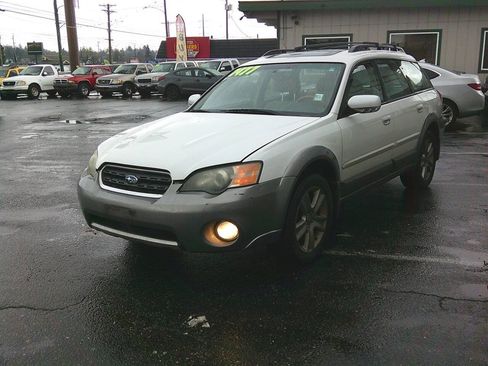 Used 2005 Subaru Outback 3.0R L.L. Bean image 2