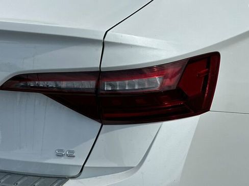 New 2024 Volkswagen Jetta SE image 25