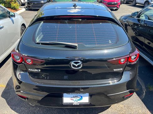 Used 2025 MAZDA MAZDA3 2.5 S Hatchback w/ Premium Pkg FWD image 8