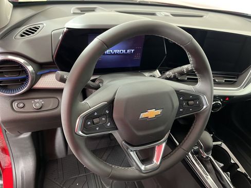 New 2026 Chevrolet Trax LT image 26