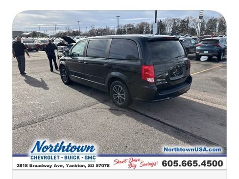 Used 2015 Dodge Grand Caravan SE w/ Quick Order Package 29E SE image 7