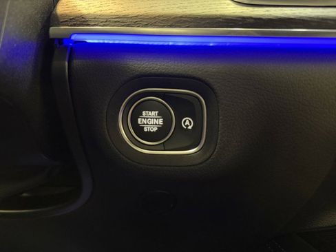 Certified 2025 Mercedes-Benz GLE 350 4MATIC image 24