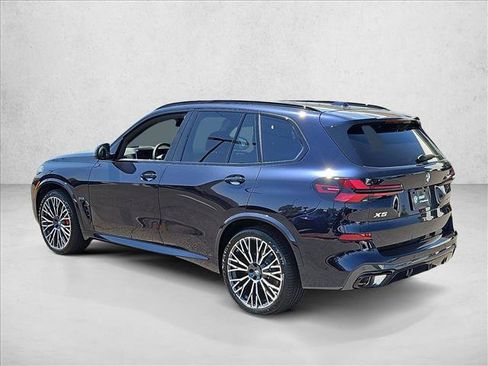 New 2026 BMW X5 xDrive40i w/ M Sport Package AWD/4WD image 9