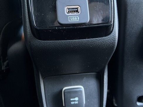 Certified 2024 Jeep Compass Limited image 14