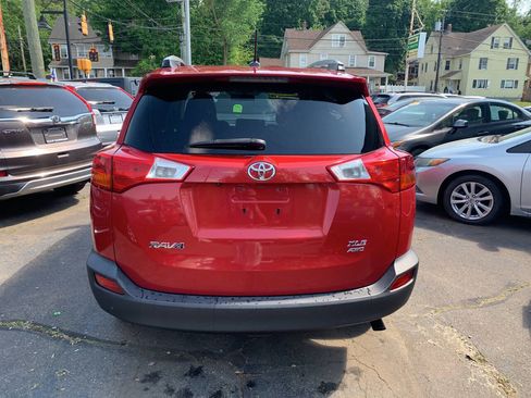 Used 2013 Toyota RAV4 XLE AWD/4WD image 5