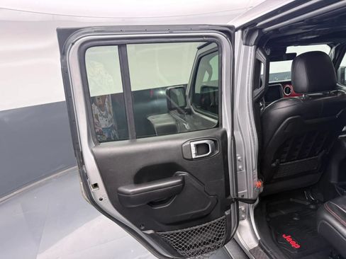 Used 2021 Jeep Wrangler Unlimited Rubicon AWD/4WD image 16