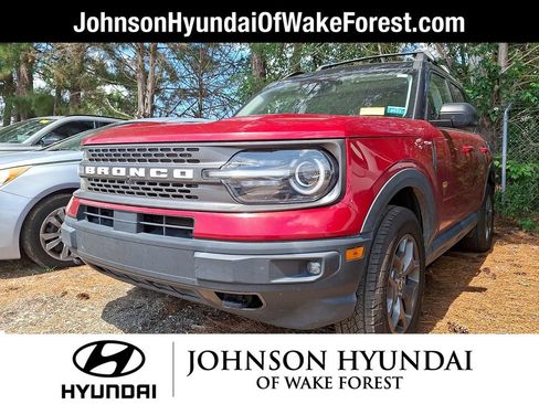 Used 2021 Ford Bronco Sport Badlands w/ Badlands Package AWD/4WD image 3