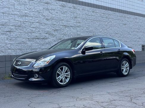 Used 2013 INFINITI G37 x Sedan w/ Premium Pkg AWD/4WD image 5