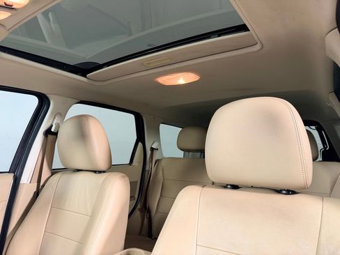 Used 2010 Ford Escape Limited image 20