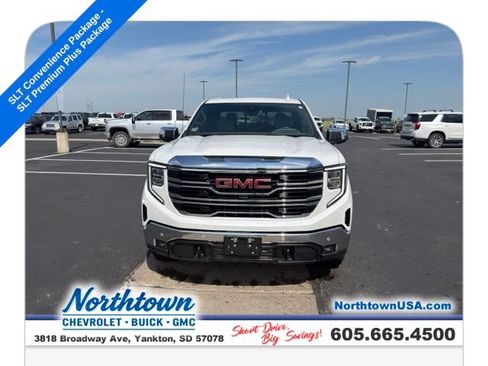 Used 2022 GMC Sierra 1500 SLT w/ SLT Premium Plus Package AWD/4WD image 3