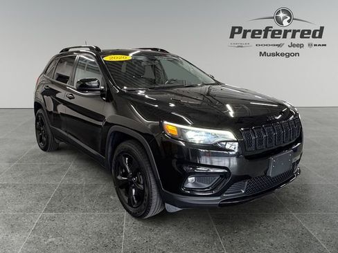 Used 2020 Jeep Cherokee Latitude Plus AWD/4WD image 1