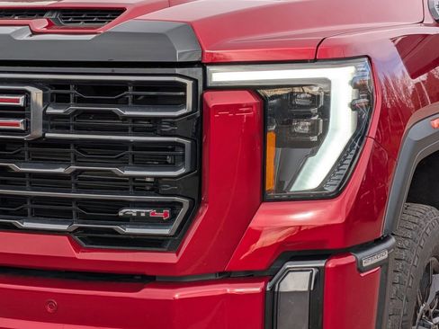 Used 2024 GMC Sierra 2500 AT4 w/ AT4 Premium Plus Package image 10