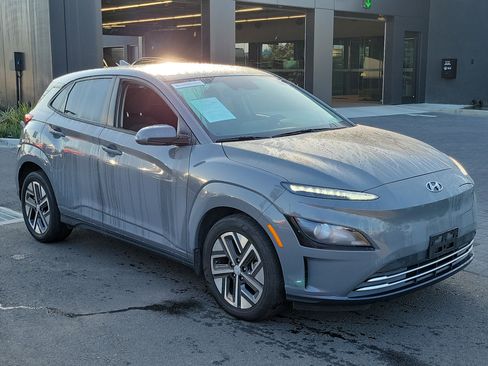 Used 2023 Hyundai Kona SE image 27