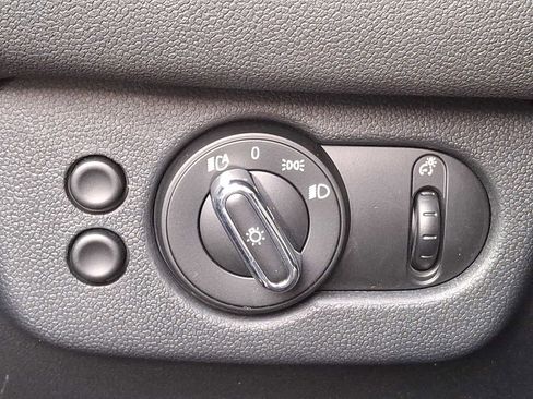 Used 2019 MINI Cooper Clubman S w/ Storage Package image 24