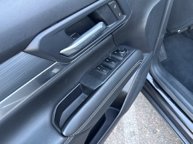 Certified 2025 GMC Terrain Elevation FWD image 12
