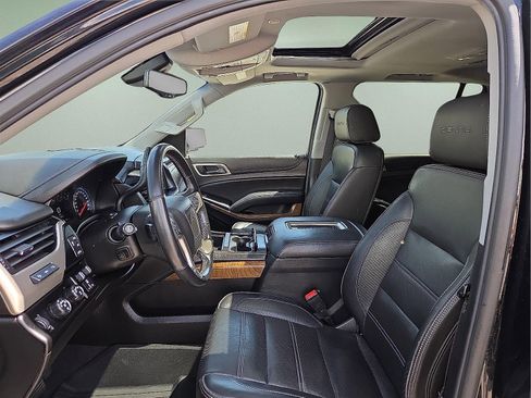 Used 2019 GMC Yukon XL Denali AWD/4WD image 14