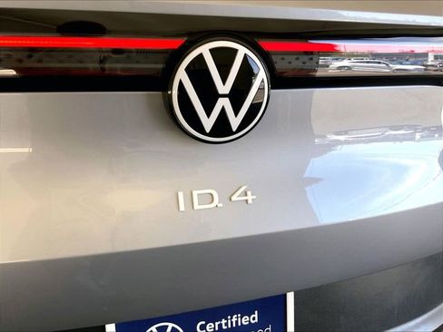 Used 2023 Volkswagen ID.4 Pro AWD/4WD image 18