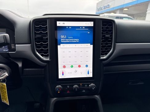 Used 2025 Ford Ranger XL image 21