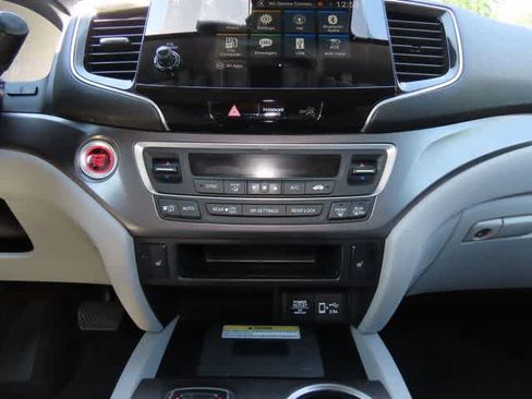 Used 2021 Honda Pilot Special Edition image 21