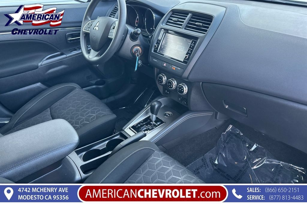 Used 2025 Mitsubishi Outlander Sport ES AWD/4WD image 20