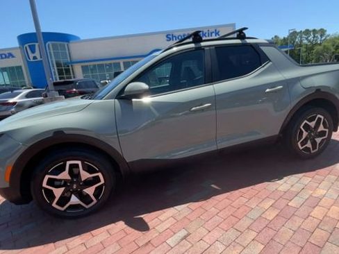 Used 2023 Hyundai Santa Cruz Limited AWD/4WD image 6