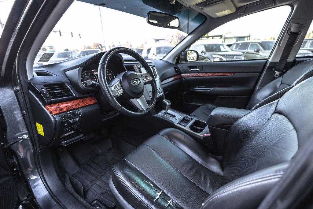 Used 2011 Subaru Legacy 3.6R Limited AWD/4WD image 14