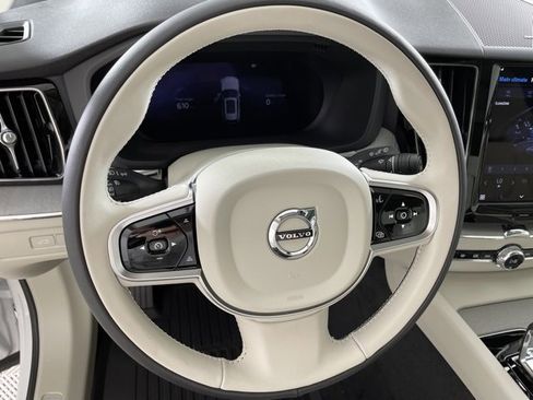 New 2024 Volvo XC60 T8 Plus w/ Protection Package Premier image 22