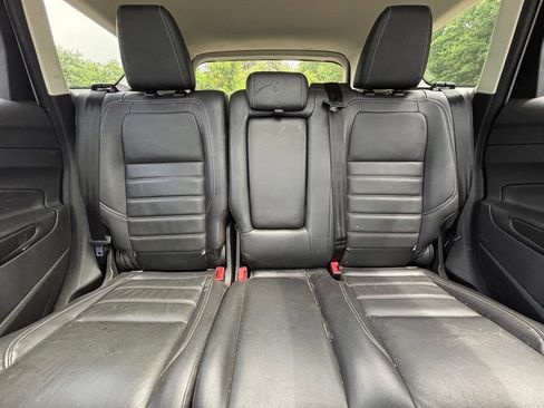 Used 2018 Ford Escape SEL AWD/4WD image 17