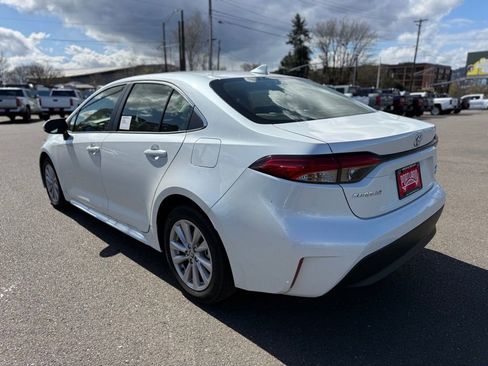 New 2026 Toyota Corolla XLE image 5