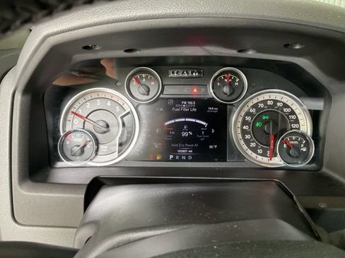 Used 2016 RAM 2500 SLT w/ Luxury Group AWD/4WD image 8