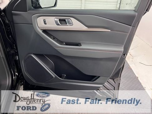 New 2026 Ford Explorer Active image 39