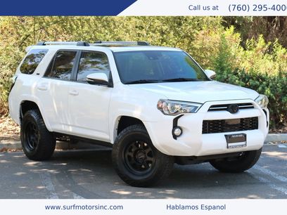 Used 2020 Toyota 4Runner SR5 Premium w/ Moonroof Package