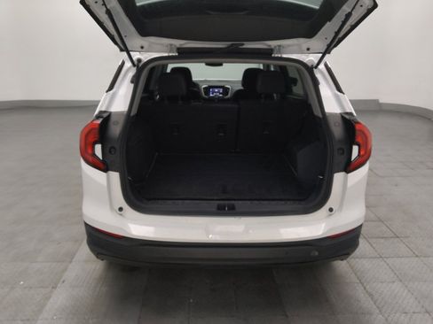 Used 2021 GMC Terrain SLE FWD image 29