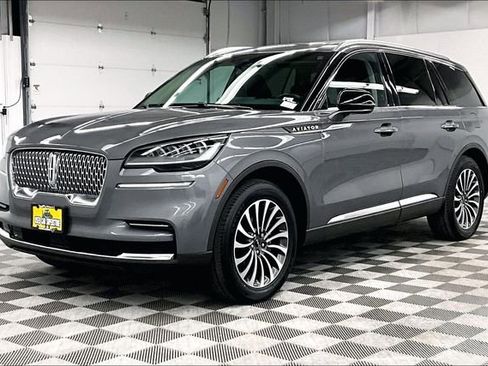 Used 2024 Lincoln Aviator Reserve w/ Class IV Trailer Tow Package image 13