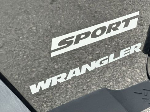 Used 2016 Jeep Wrangler Sport w/ Quick Order Package 24S image 11