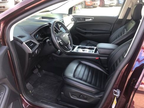 Used 2022 Ford Edge SEL w/ Convenience Package image 6