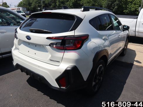 Used 2024 Subaru Crosstrek 2.5i Limited AWD/4WD image 5