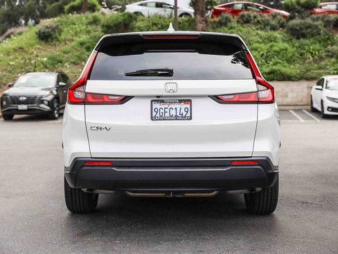 Used 2023 Honda CR-V EX image 5
