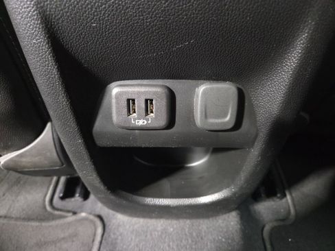 Used 2022 Chevrolet Colorado Z71 image 32