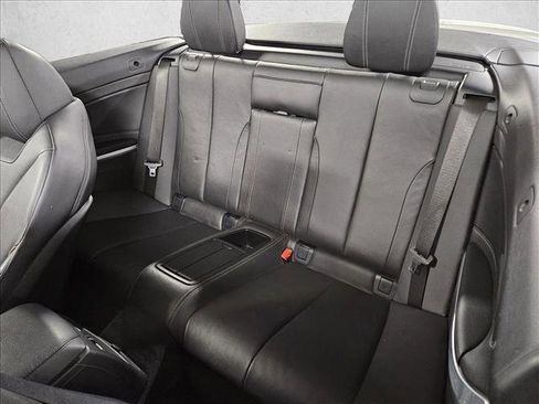 Used 2018 BMW 430i Convertible image 13