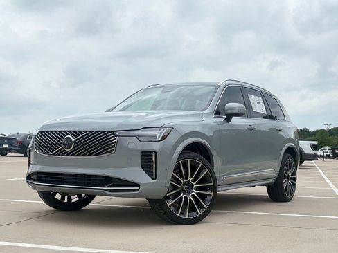 New 2026 Volvo XC90 B5 Plus w/ Protection Package Premier AWD/4WD image 2