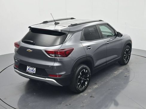 Used 2021 Chevrolet TrailBlazer LT w/ Convenience Package FWD image 32
