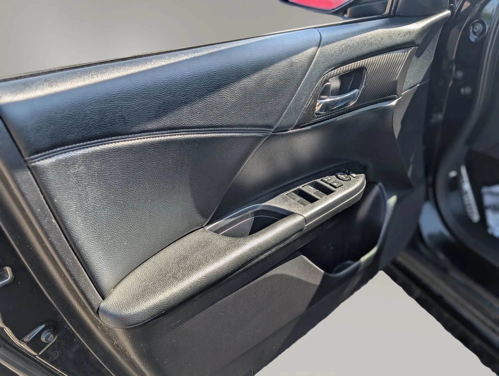 Used 2016 Honda Accord Sport image 14