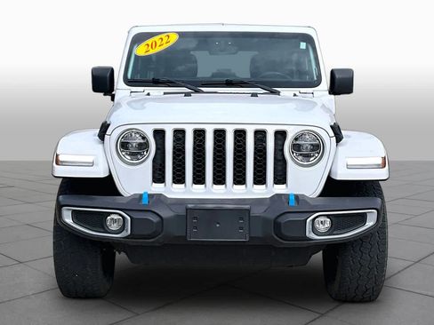 Used 2022 Jeep Wrangler Unlimited Sahara w/ Cold Weather Group AWD/4WD image 4
