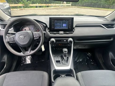 Used 2019 Toyota RAV4 LE w/ All Weather Liner Package AWD/4WD image 19